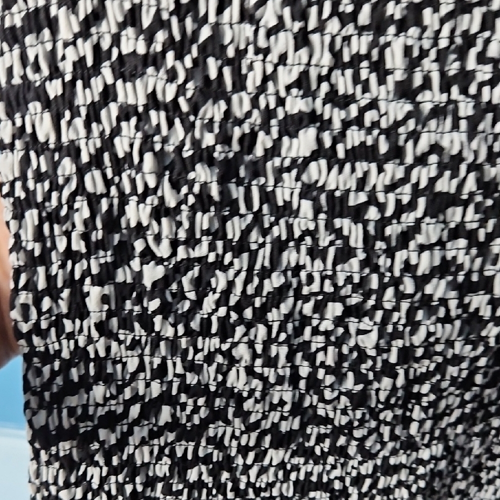 THE MOON Black and White Women's Bodycon W/Stretch Dress - Picture 4 of 11